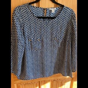 Dalia Collection top